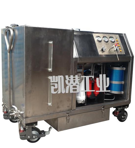 航空液壓油專用真空濾油機(jī).jpg 凱潛牌---航空液壓油專用真空濾油機(jī)特點