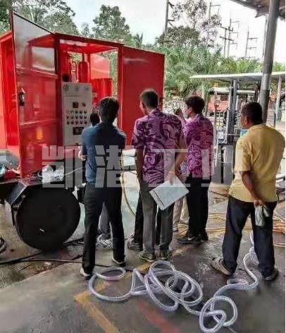 濾油機(jī)安裝現(xiàn)場 濾油機(jī)安裝現(xiàn)場